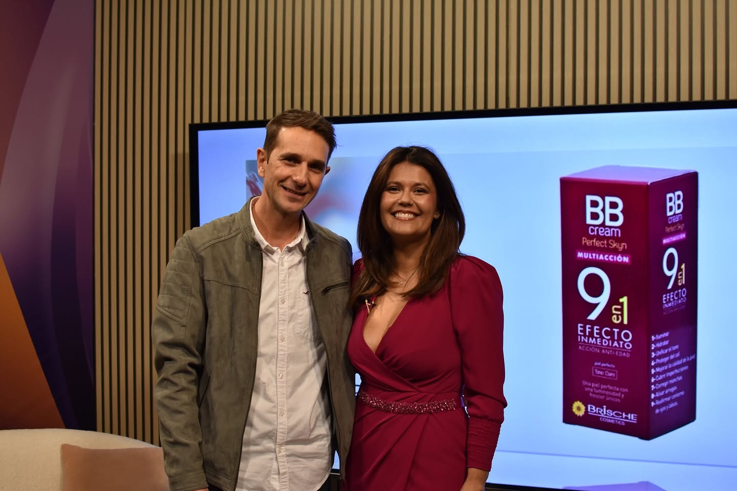 Guests on the Vivir Bien set in Barcelona